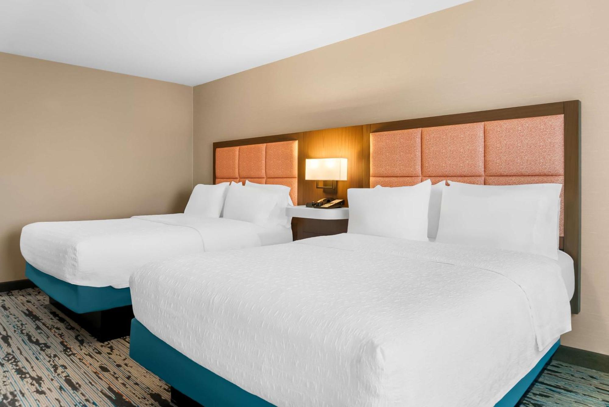 Hampton Inn Detroit/Auburn Hills-North Exterior photo